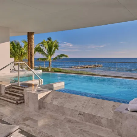 The St. Regis Longboat Key Resort