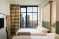 Moxy NYC Chelsea - parking