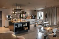 Four Points Flex by Sheraton Koge - Aamiainen