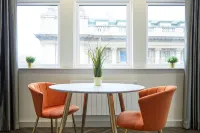 Humber Lofts Apartments - parking