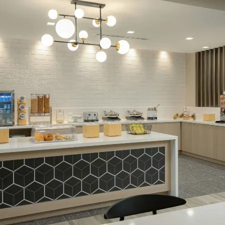Fairfield by Marriott Inn & Suites Cincinnati Oakley