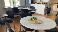 Adels Hotel - Aamiainen