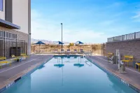 Hampton Inn & Suites by Hilton Cottonwood - 2-Star