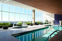Montreal Airport Marriott in-Terminal Hotel - Pools