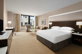 Hilton Indianapolis Hotel & Suites