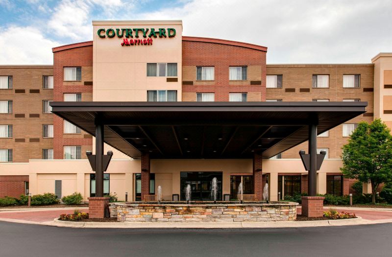 Courtyard Chicago Schaumburg/Woodfield Mall