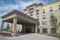 Hampton Inn & Suites McKinney - parking
