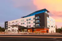 Aloft Reno-Tahoe International Airport - Airport Shuttle