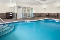Fairfield Inn & Suites Duluth - Swimmingpools