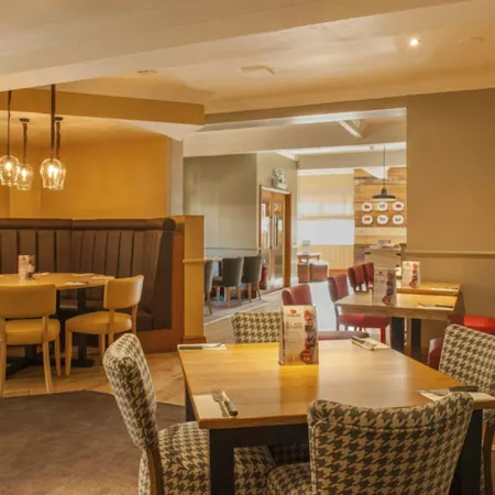 Premier Inn Guildford North (A3)