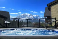 Creekside at Rundle Cliffs Lodge - جاكوزي