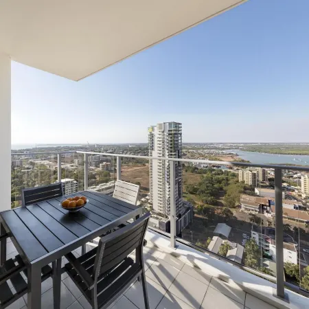 Oaks Darwin Elan Hotel