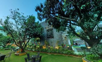 Maulik Mansion Resort