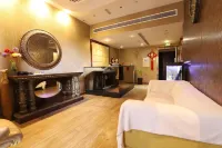 Mughal Suites - spa