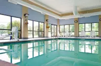 Hampton Inn Wooster - Pools