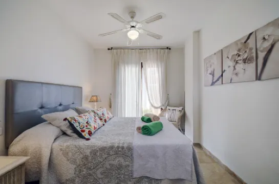 Apartment on the Beach, Puerto de La Duquesa