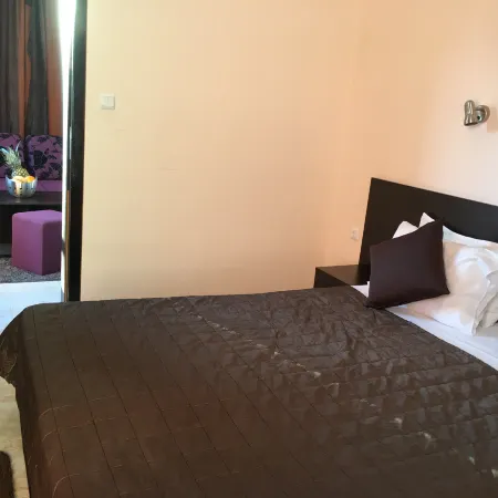 Salt Lake ApartHotel