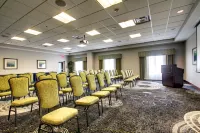 Holiday Inn Express & Suites Columbus at Northlake