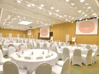 Harris Hotel and Conventions Denpasar Bali Hotels near Cokroaminto