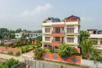 Eagle Nest Home Stay Hotels near Lokpriya Gopinath Bordoloi International Airport