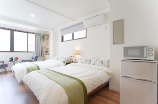 Apartment 201, Non Smoking Dandelion Photo