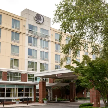 DoubleTree by Hilton Hotel Boston Bayside