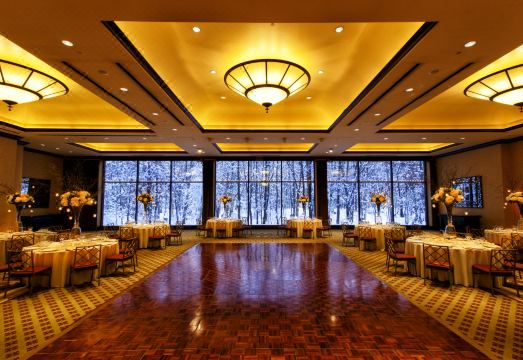 힐튼 가든 인 뉴욕/스태튼 아일랜드의 조경 및 야외 공간