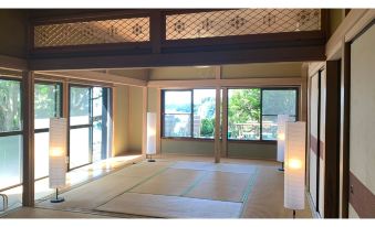 Modest House Nagisa Kushihama Katsuura