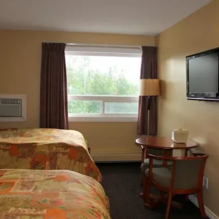 Acorn Motel