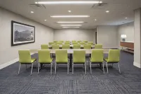 Holiday Inn Express & Suites Pigeon Forge - Sevierville