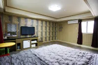 Donghae Daemyung Motel