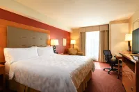 Holiday Inn & Suites Oakland - Airport