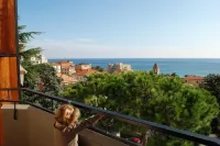 Hotel Palace - Ocean View