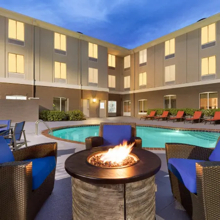 Holiday Inn Express & Suites AUBURN - UNIVERSITY AREA by IHG