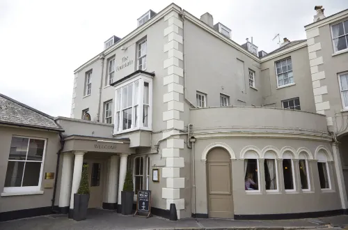 Fountain Inn by Greene King Inns Hoteles en Cowes
