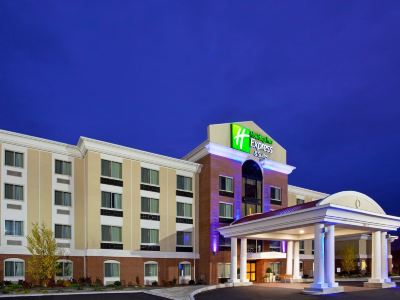 Holiday Inn Express & Suites NIAGARA FALLS by IHG
