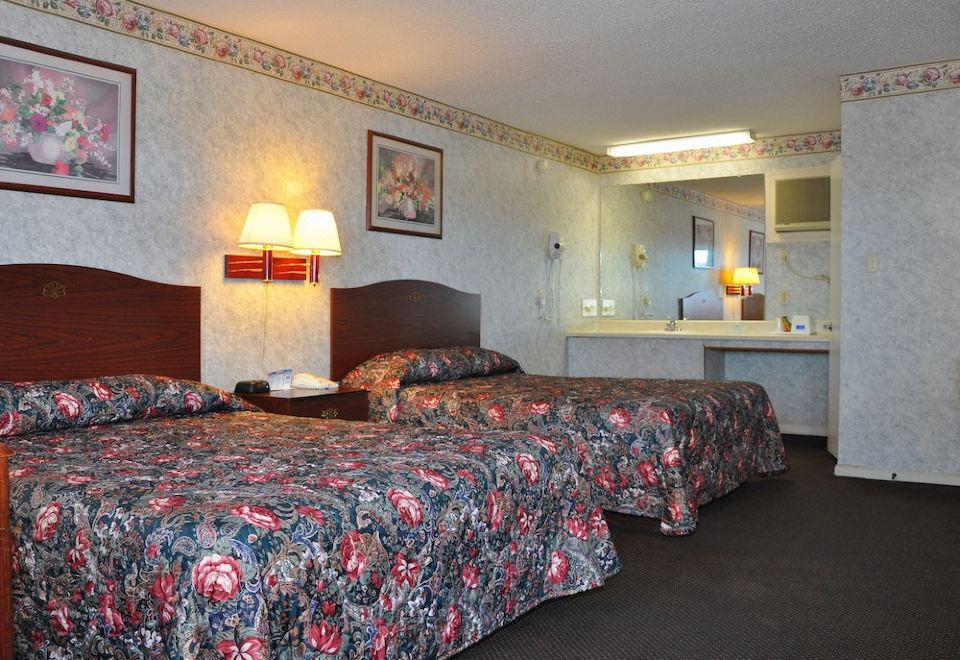 Merrimac Inn & Suites - Housity