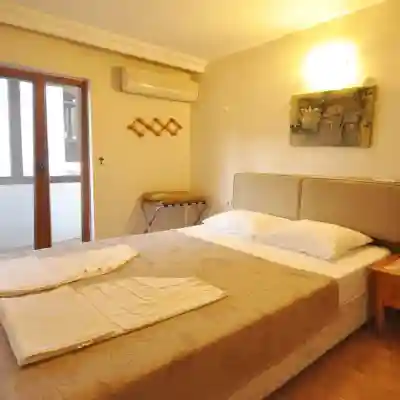 Ford Hotel Rooms