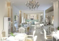 Sandy Villas Resort Hotels in Boukari