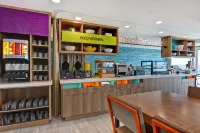 Home2 Suites by Hilton Ormond Beach Oceanfront - Breakfast