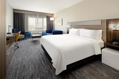 Holiday Inn Express & Suites Palm Desert - Millennium Hotels near Benevolent Alchemy