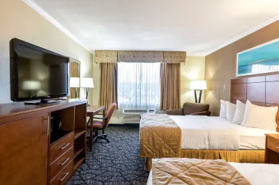 Clarion Hotel Detroit Metro Airport Hotels in Romulus