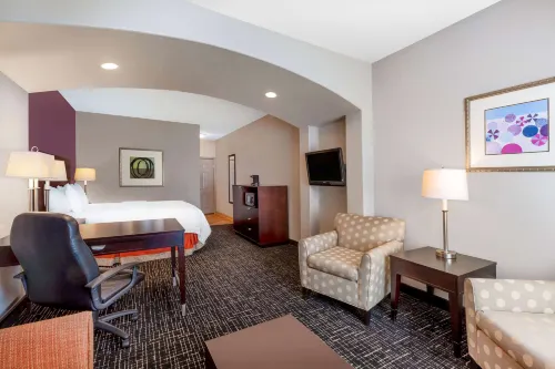 La Quinta Inn & Suites by Wyndham Lumberton Hotels in Lumberton