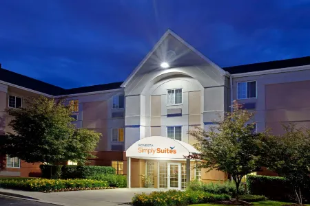 Sonesta Simply Suites Chicago Waukegan Отели в г. Уокиган