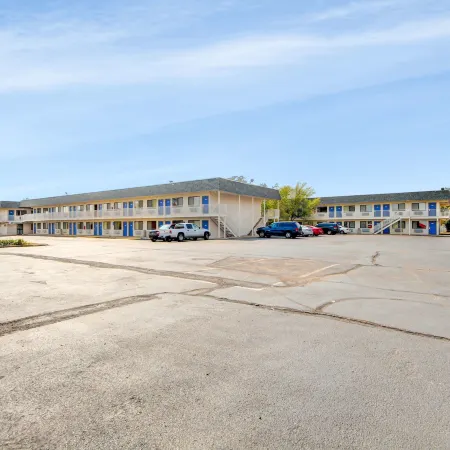 Motel 6 Wichita, KS
