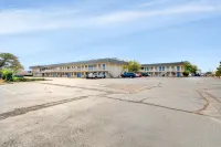 Motel 6 Wichita, KS - Parkplatz