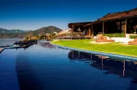 El Santuario Resort & Spa - Pools