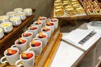 Grand Mercure Curitiba Rayon - 朝食