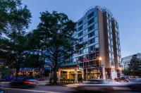 Beacon Hotel & Corporate Quarters Hotels in Swampoodle / Judiciary Square