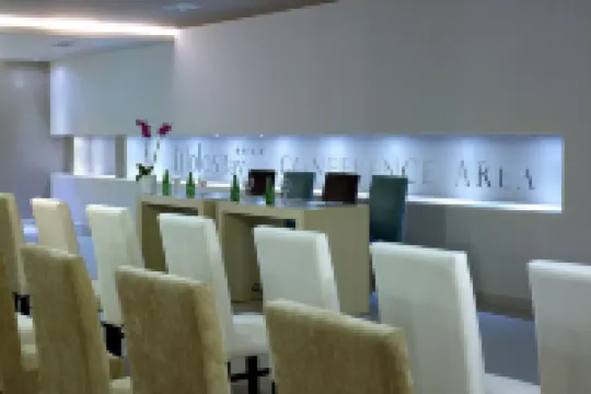 莫洛斯灣飯店